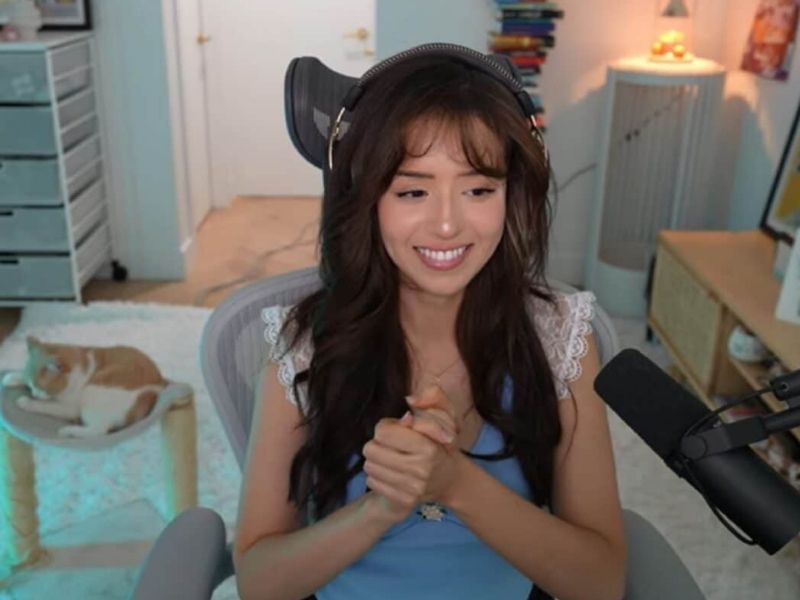 streamer-pokimane-2